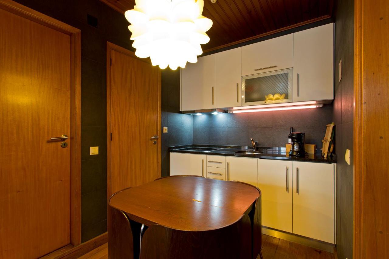 Charming Ribeira Apartment 328 Feet Douro River Porto Exterior photo